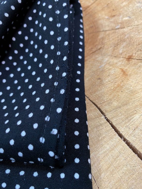 Sarong - Schwarz "Punkt"